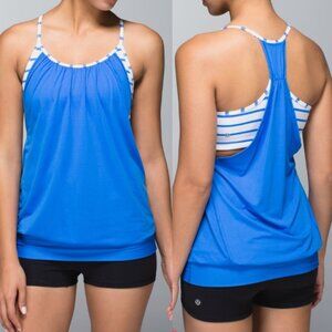 Lululemon No Limits Tank Top Womens 6 Blue White Stripe Sports Bra Attached